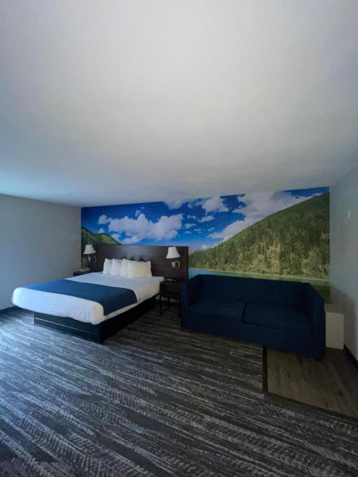 Clarion Pointe-Dillard Near Blue Ridge Mountains Hotel ภายนอก รูปภาพ