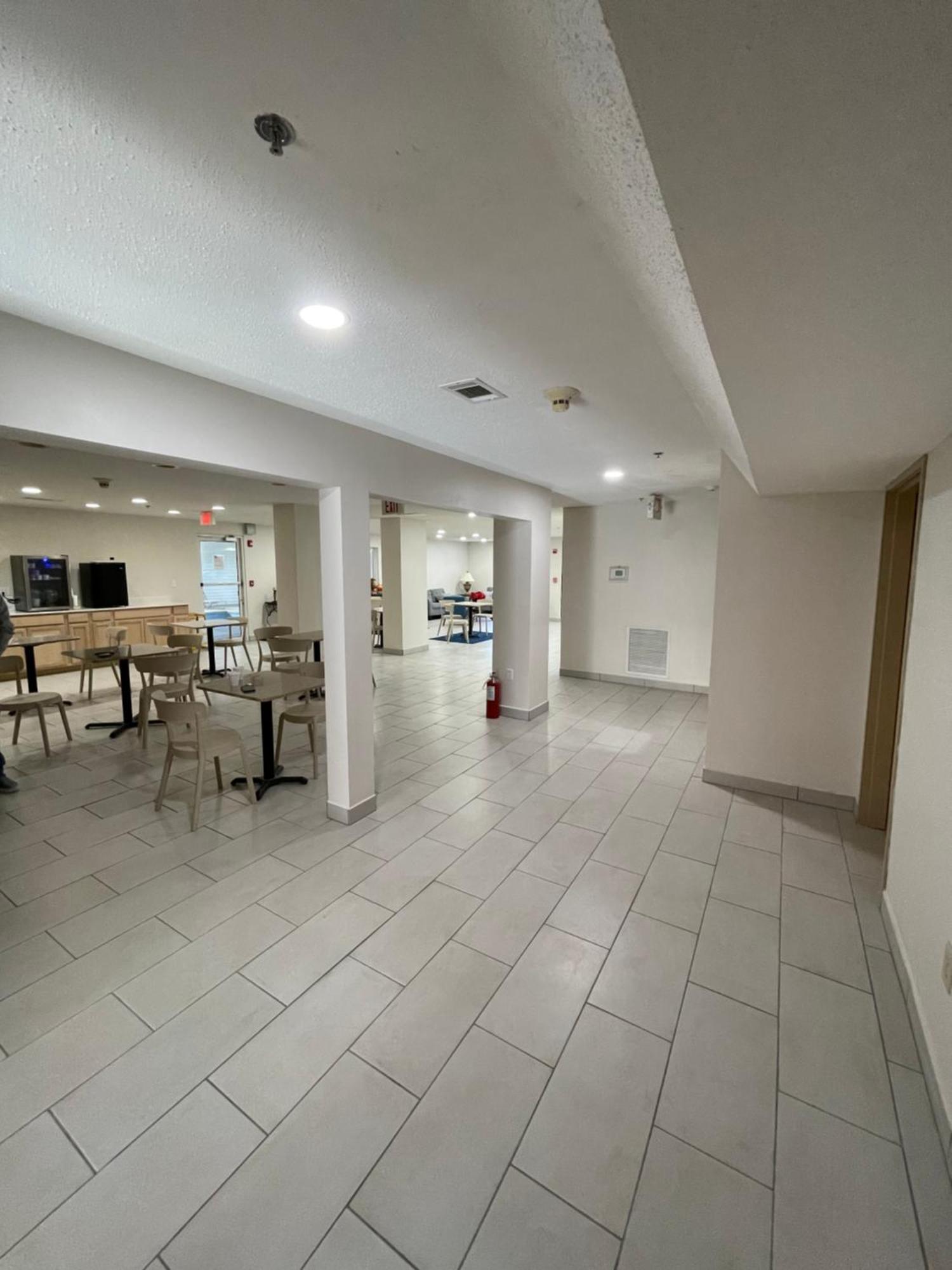 Clarion Pointe-Dillard Near Blue Ridge Mountains Hotel ภายนอก รูปภาพ