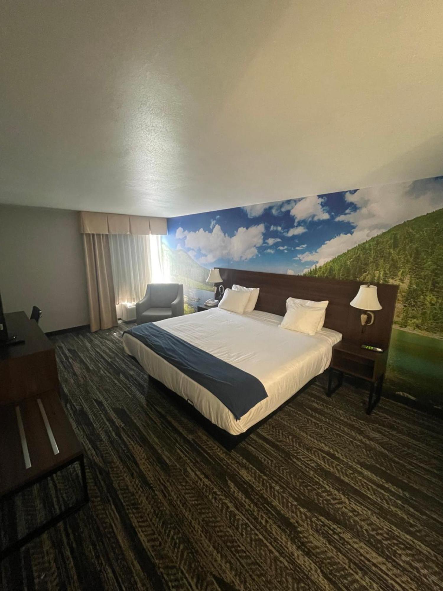 Clarion Pointe-Dillard Near Blue Ridge Mountains Hotel ภายนอก รูปภาพ