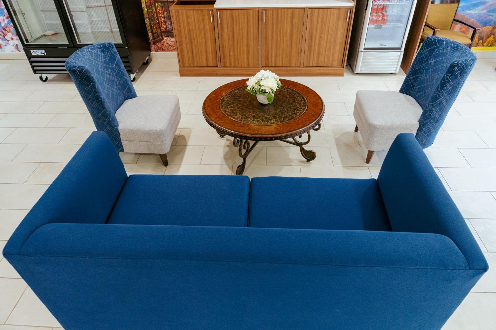 Clarion Pointe-Dillard Near Blue Ridge Mountains Hotel ภายนอก รูปภาพ