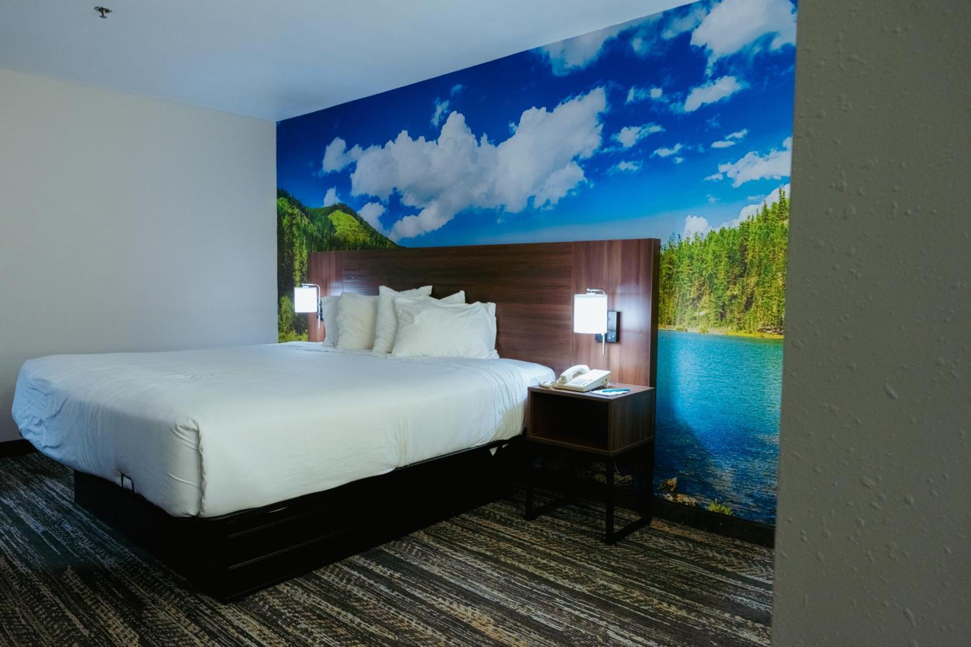 Clarion Pointe-Dillard Near Blue Ridge Mountains Hotel ภายนอก รูปภาพ