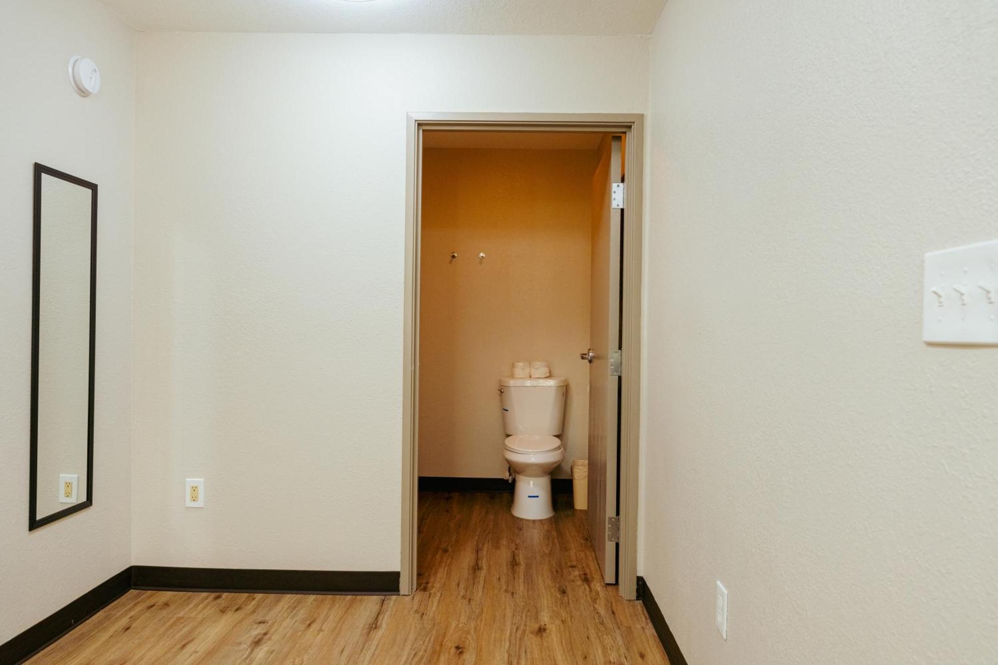 Clarion Pointe-Dillard Near Blue Ridge Mountains Hotel ภายนอก รูปภาพ