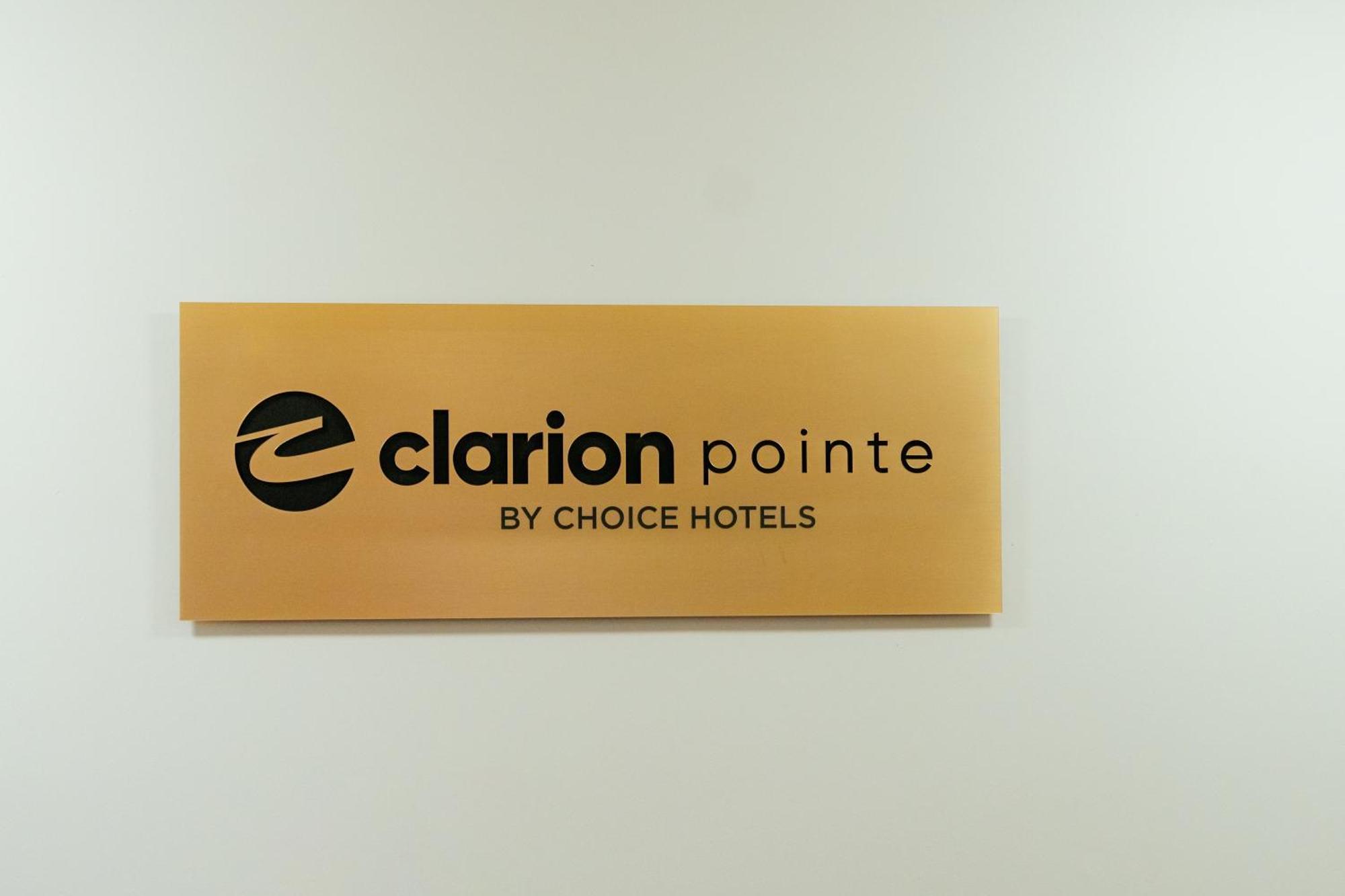 Clarion Pointe-Dillard Near Blue Ridge Mountains Hotel ภายนอก รูปภาพ