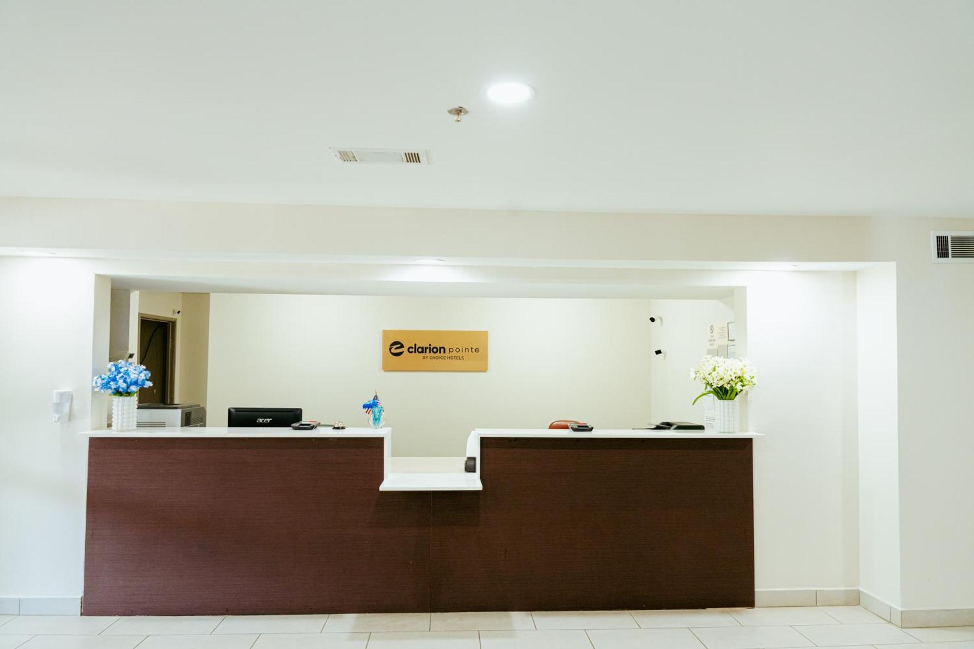 Clarion Pointe-Dillard Near Blue Ridge Mountains Hotel ภายนอก รูปภาพ