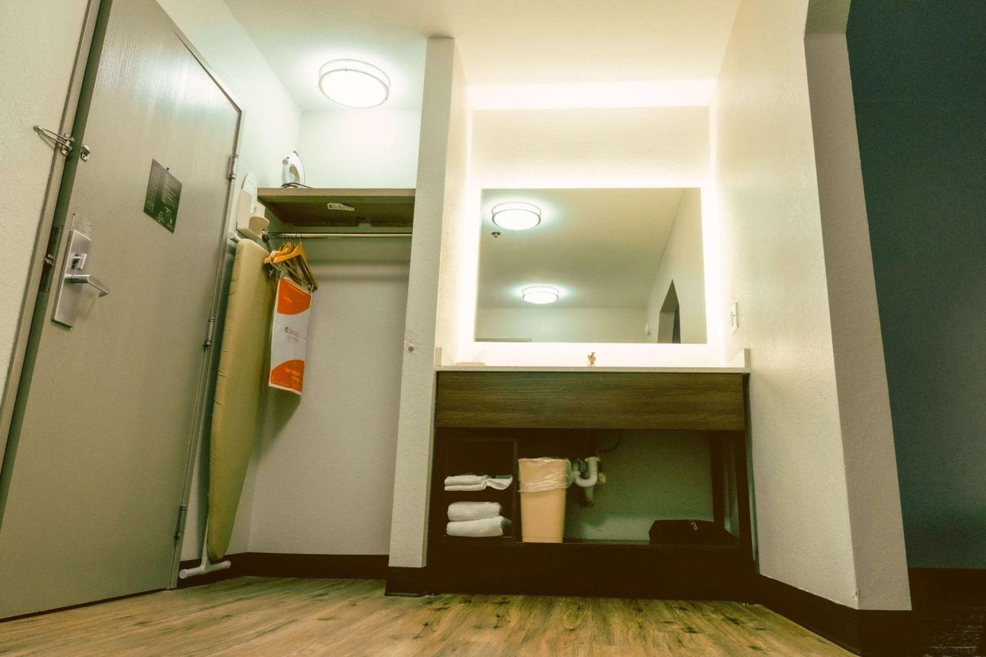 Clarion Pointe-Dillard Near Blue Ridge Mountains Hotel ภายนอก รูปภาพ
